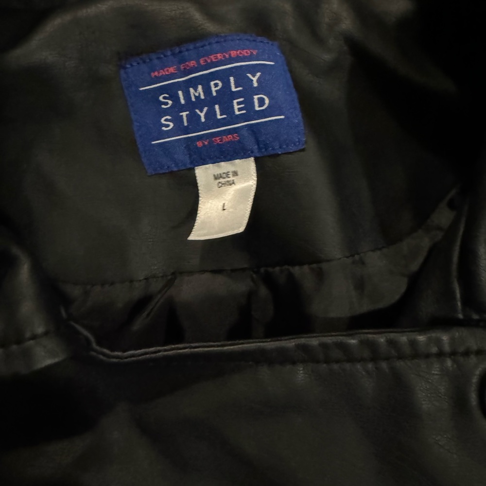Leather jacket - Picture 4 of 6